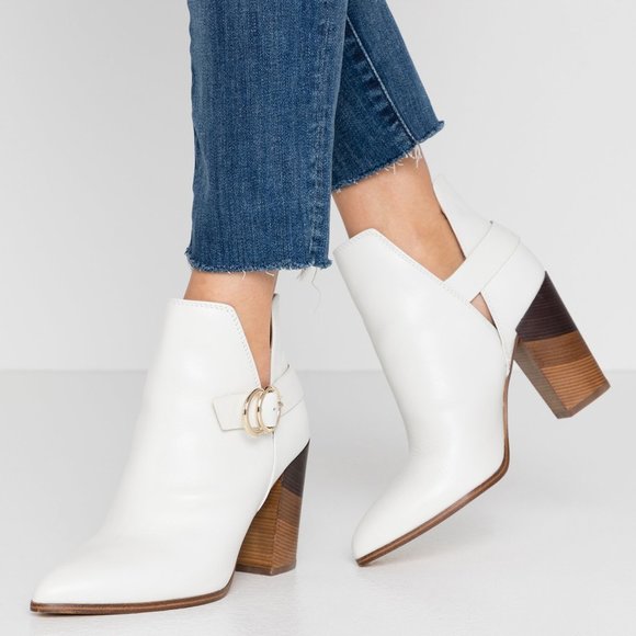 Aldo Kendall White Leather Ankle Boots 